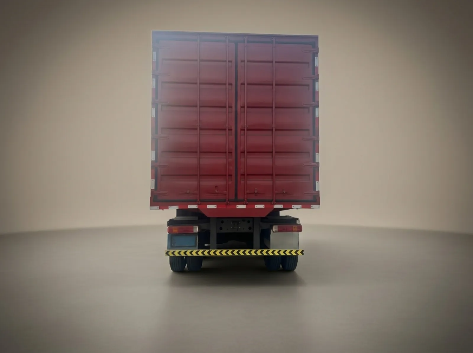 HOWO 371 8×4 Box Van Truck – Rear view