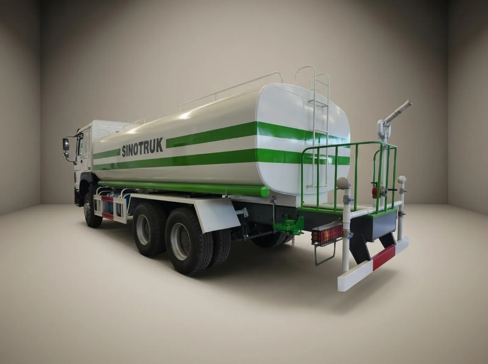 HOWO 6×4 Water Sprinkler Truck – Rear tank and spray platform