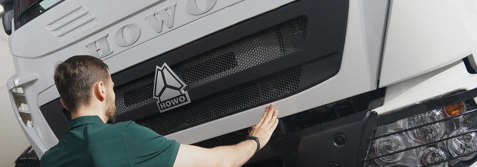 HOWO truck price list download banner