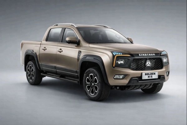 SINOTRUK BOLDEN S7 double cab pickup truck studio front view