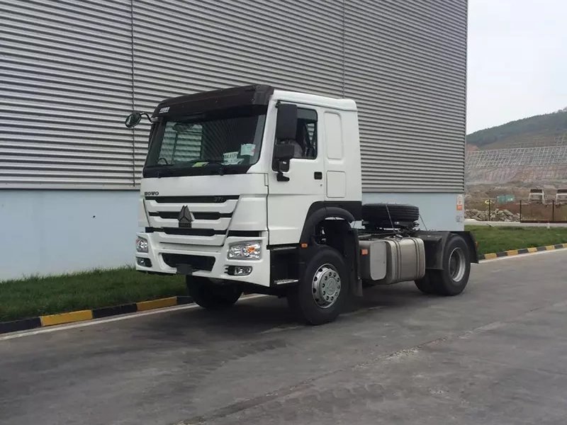 Sinotruk-Howo-Tractor-Truck-4x2