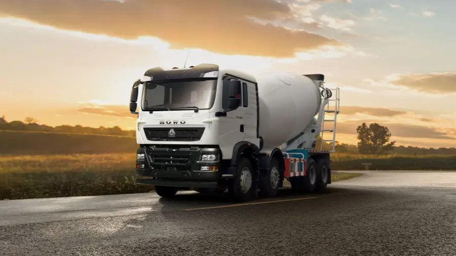 SINOTRUK HOWO cement mixer trucks for ready-mix delivery, construction and infrastructure projects